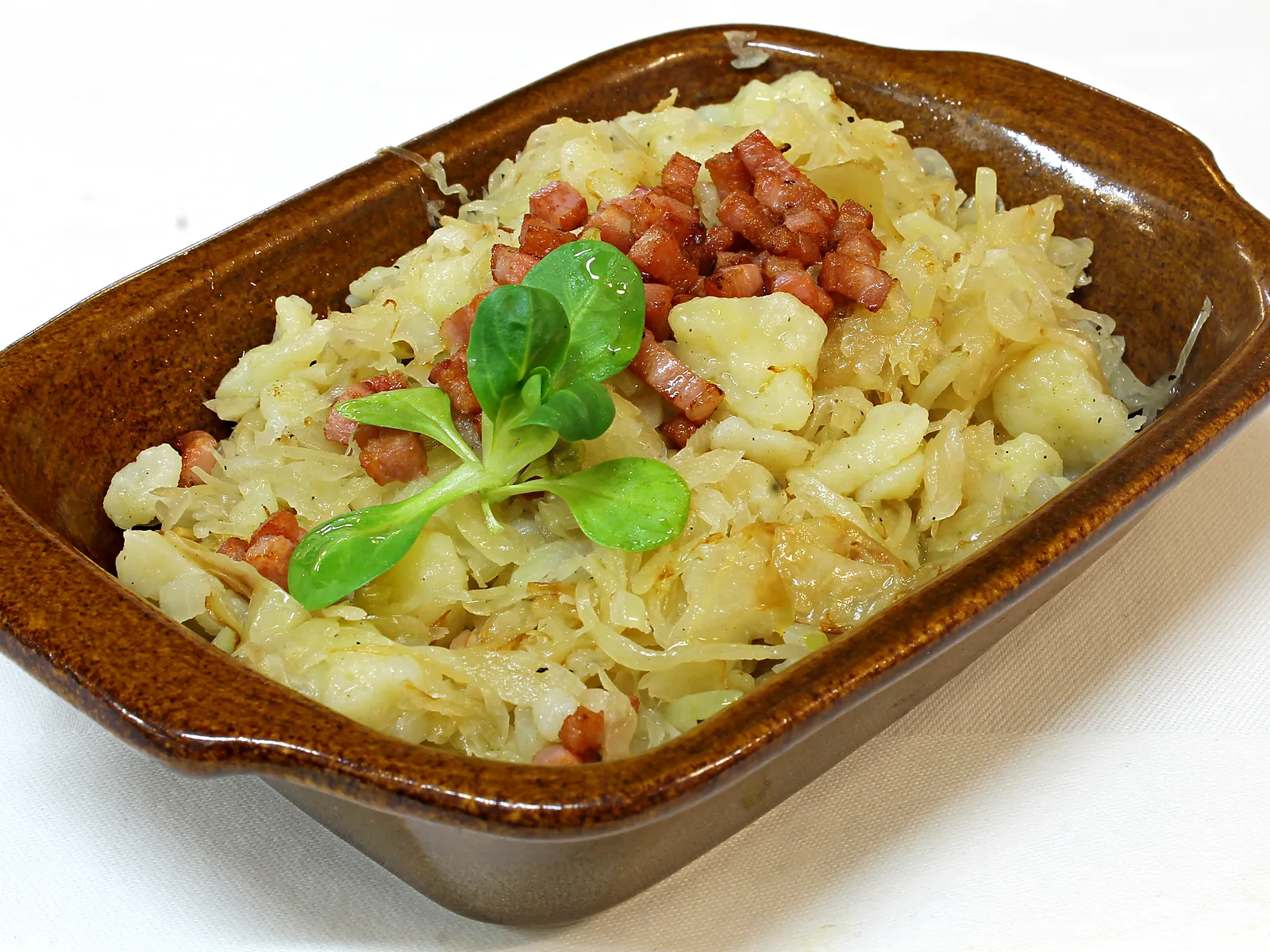 Strapačky with sauerkraut and bacon